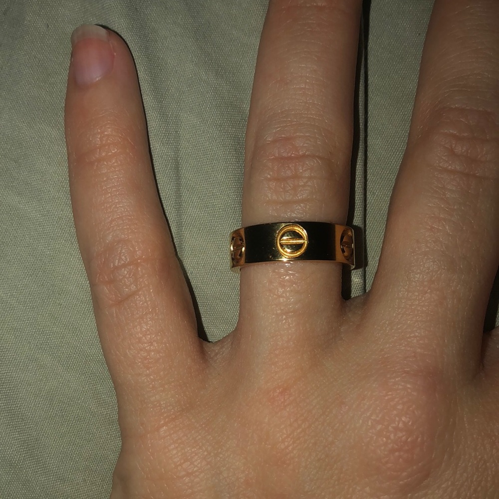 Gold Cartier Love Ring in great condition. ANY respectable offers welcomed.💍🌹